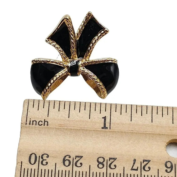 K.J.L Kenneth Jay Lane for Avon Black Enamel Bow Earrings Gold Tone Vintage - Picture 5 of 5